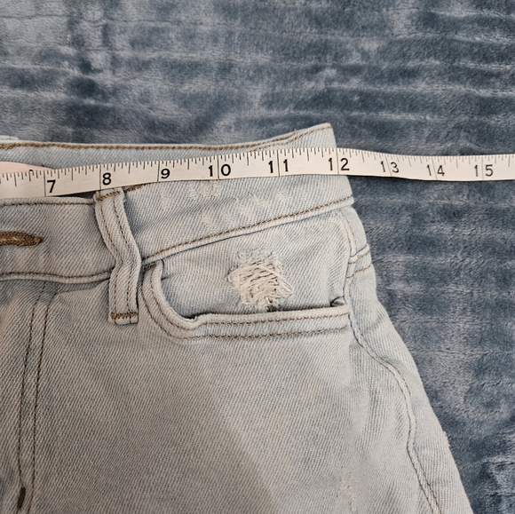 SO Light Wash Distressed Denim Shorts high rise! - Picture 4 of 6